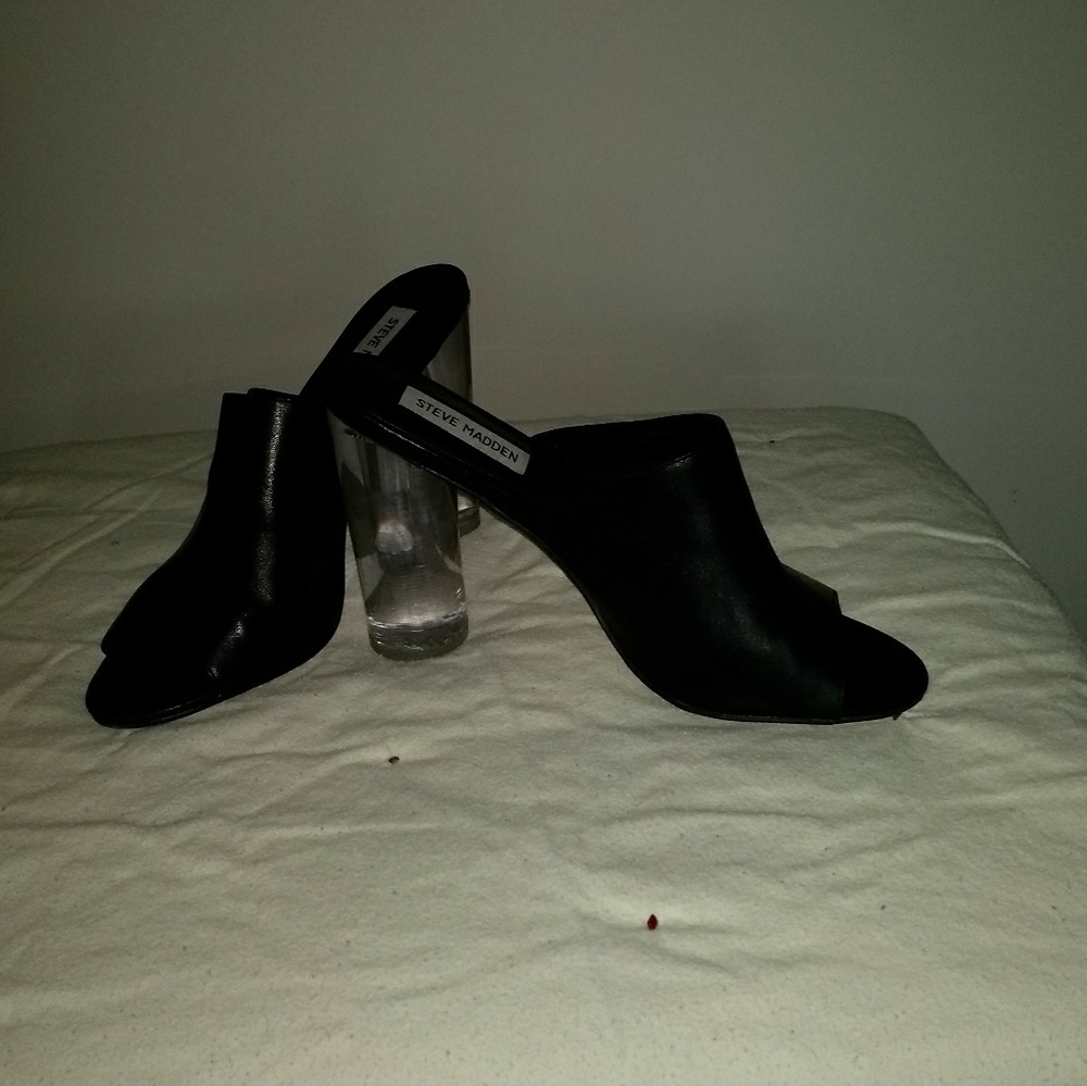 Leather Open toe mules